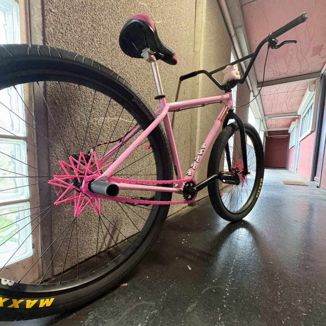 Pink Chain Caps