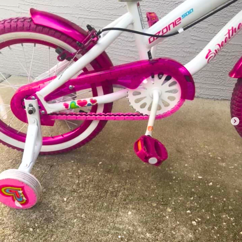 Pink Chain Caps