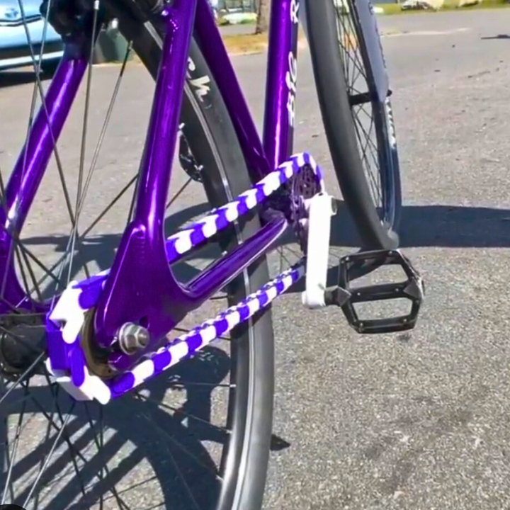 Purple & White Chain Caps