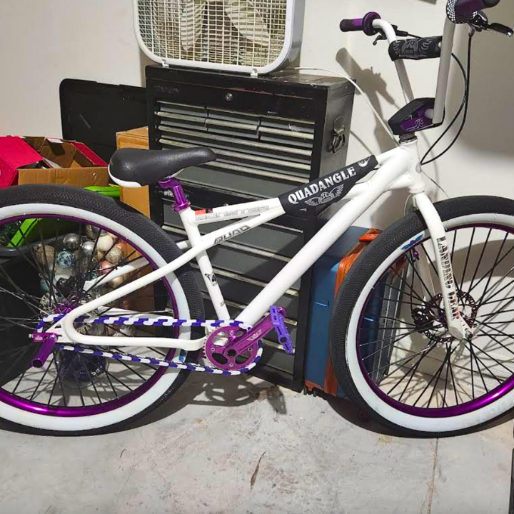 Purple & White Chain Caps